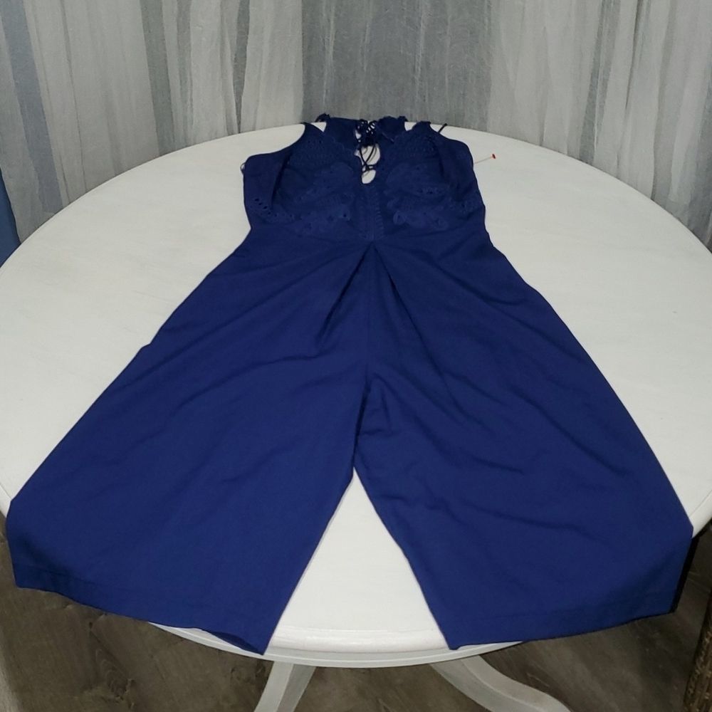 Adelyn Rae Eltr Blue Spaghetti Straps Wd Leg Capris Jumpsuit Sz Med NWOT-NEW